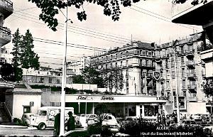 ALGER - BOULEVARD MICHELET - LE HAUT AVEC STATION BP